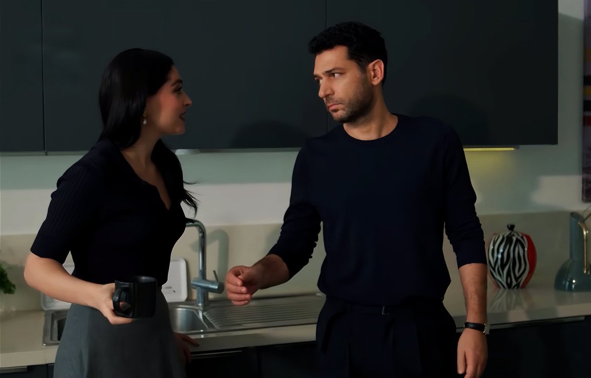 تنسيقهم لستايلاتهم والوانها مع بعض خيالي