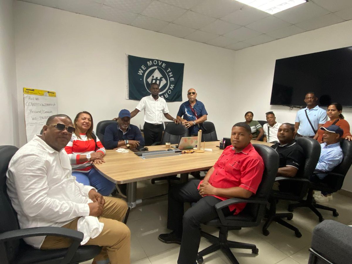 #Panamá 🇵🇦 Representantes sindicales de la Panamá y de la República Dominicana se reunieron en la oficina de ITF Panamá para intercambiar experiencias, conocimientos y fortalecer los lazos de cooperación entre las organizaciones sindicales de ambos países. En la reunión estuvo