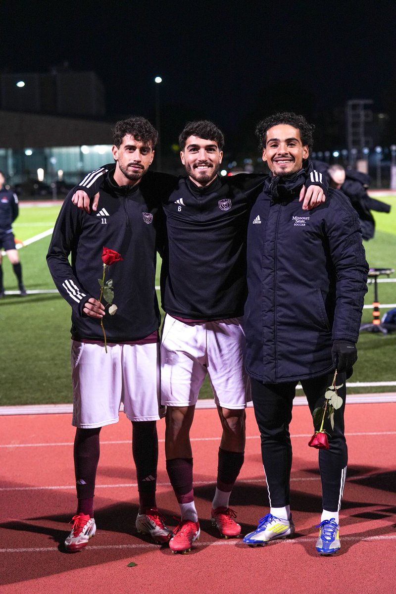 MoStateMSOC's tweet image. Last night we celebrated our seniors ⚽️🫶🏻

Thank you for everything you’ve done for the team ❤️🐻

#GoBears | #WeAreMoState | #4Outs
