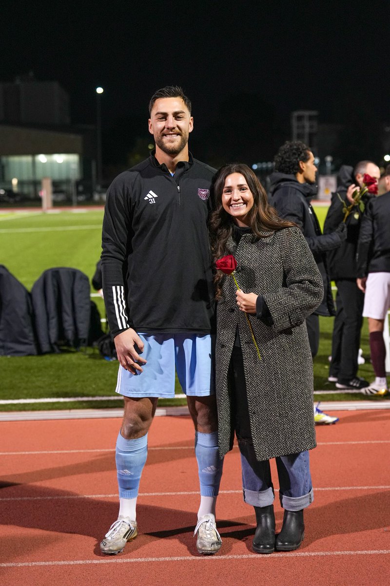 MoStateMSOC's tweet image. Last night we celebrated our seniors ⚽️🫶🏻

Thank you for everything you’ve done for the team ❤️🐻

#GoBears | #WeAreMoState | #4Outs