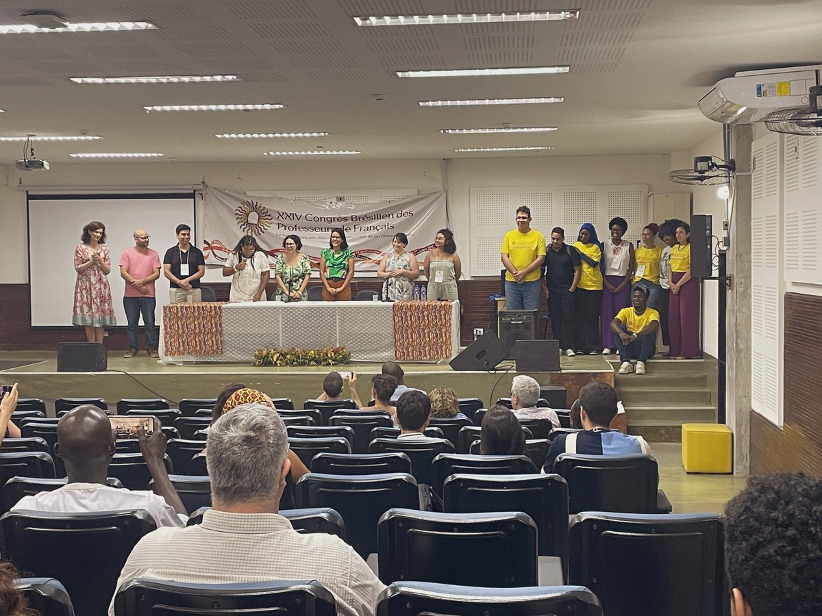 Hidak31's tweet photo. Olá, pessoal! 👋 It’s been a while since my last post! I’m back here to share more about my journey as a language student, graphic designer, and virtual assistant.
Recently, I had the opportunity to attend the XXIV Brazilian Conference of French Teachers (XXIV Congrès Brésilien des Professeurs de Français) held at UFBA, Salvador 🇧🇷.
It was an inspiring week full of learning, cultural exchange, and networking with amazing educators from across Brazil and beyond! 
I’m looking forward to sharing more insights, visuals, and projects related to languages, design, and productivity. Stay tuned! 
#LanguageLearning #UFBA #Design #VirtualAssistant #FrenchTeaching  #Frenchportuguesestudent #Education #Unitednationsvolunteers #Ecowas