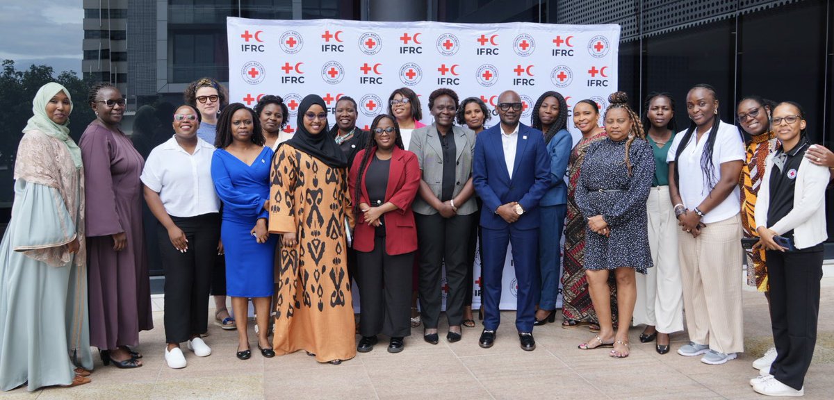 MercyLaker's tweet photo. In Botswana, attending the Women Leadership in Humanitarian Context Workshop, hosted by @IFRC &amp; @BotswanaRed. Great to see women leaders from across Africa united to reflect &amp; exchange ideas on feminist leadership in humanitarian action.
#AfricanFemaleLeadersInHumanitarianAction https://t.co/jAkNnEHkk8