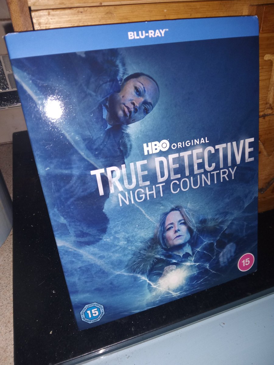 Backagainthird's tweet image. I had no idea that there was a series 4 of True Detective. Nice to find this for just £3.