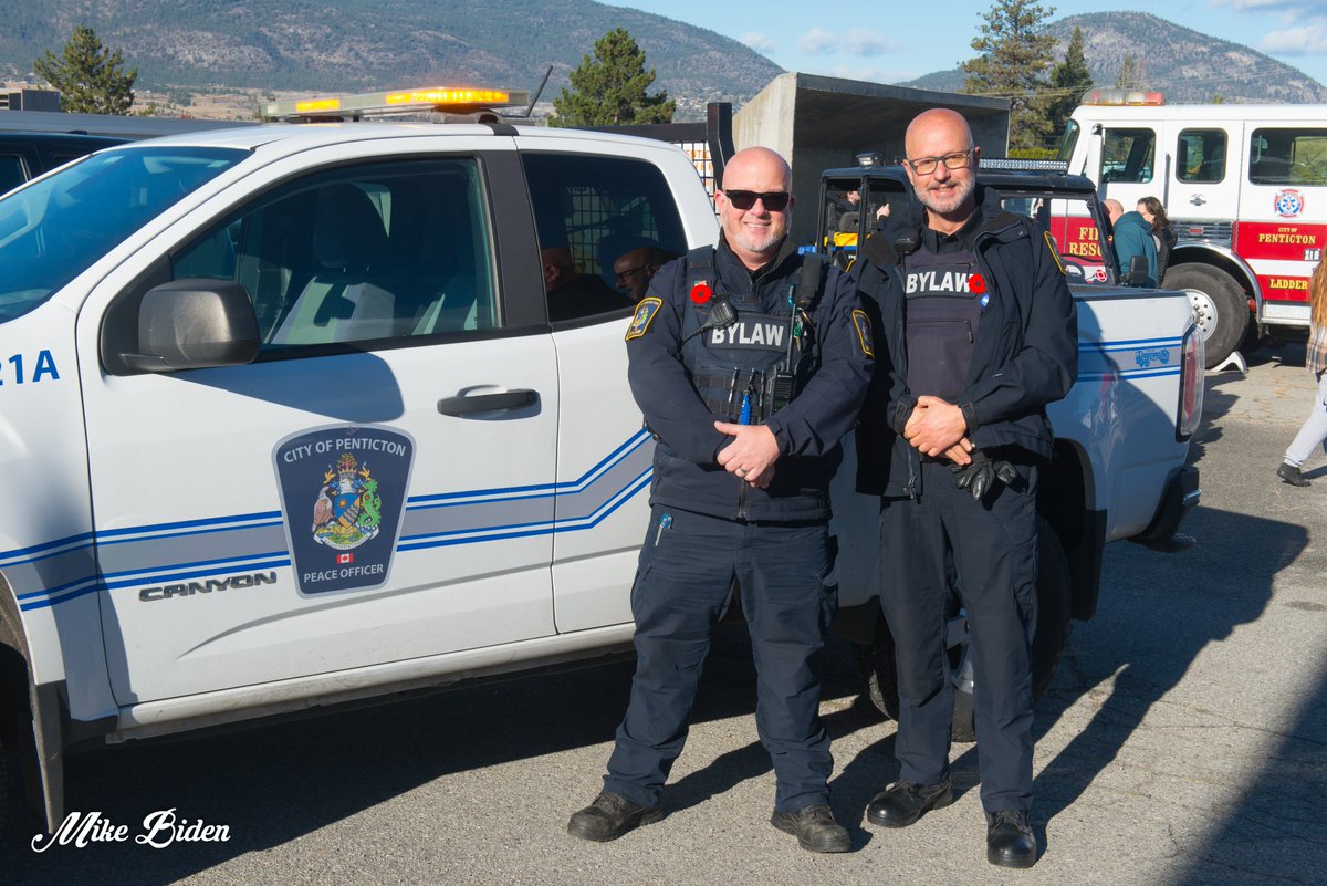 Penticton Fire Photographer - Mike Biden tweet media