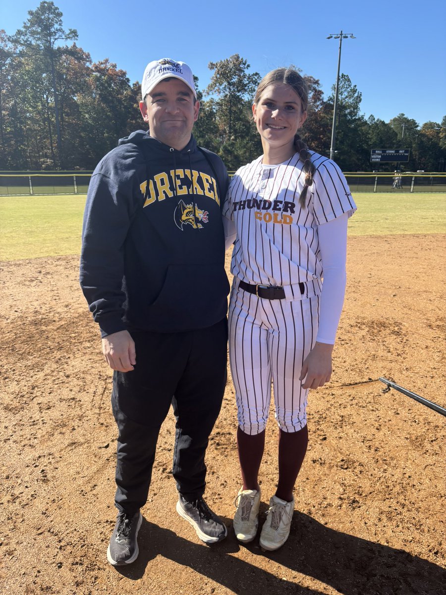 brynnlythomson's tweet image. I went to the Starz Gold Camp this weekend and had a great time! I learned so many new things! The college coaches gave us great drills and advice for pitching! Thank you to all the coaches who attended the camp! #integrityovereverything #selfless @TSThunderGold @TheCupNL