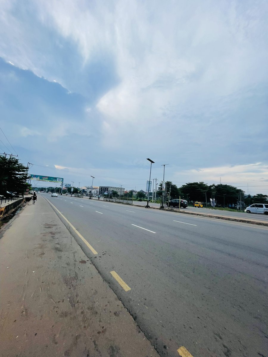 MiraNetwork isn’t just making AI smarter it’s making it trustworthy.

Instead of relying on one model’s output <a href="/miranetwork/">Mira</a> uses multiple AIs to check and agree on every result (a process called ensemble consensus).
That means higher accuracy fewer errors and proof behind every