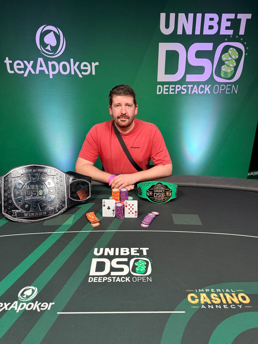 😍 897 entrants et un régional de l'étape qui triomphe dans le Main Event à 550€ de l'Unibet DeepStack Open au Casino Impérial d'Annecy ! Félicitations à Peter Chaleil, il grave son nom sur la ceinture des champions et empoche 60 000€ 🎉 #poker #pokerlive #UDSO #win #winner