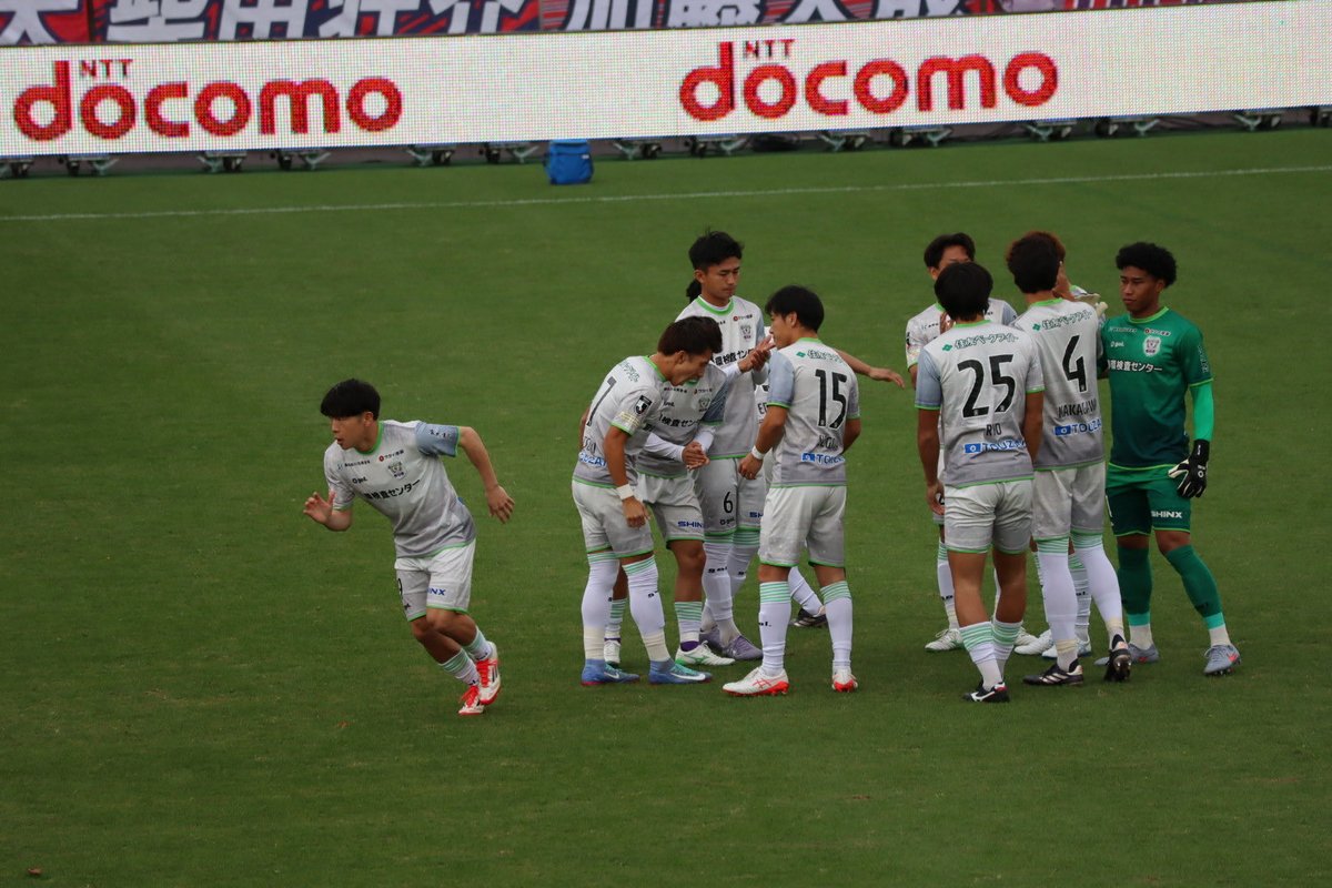 nene2103alb's tweet image. いわきFC VS  藤枝MYFC

ヤムを観に…
行ってよかった😆

ヤムだけ円陣ダッシュ💨👍

#藤枝MYFC
#矢村健