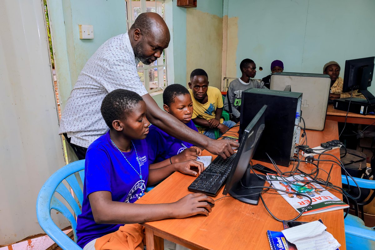 YouthShadow's tweet photo. As the Youth Empowerment Program @stfrancishcs, we harness the power of ICT, multimedia and digital tools to amplify young people's voices and address SRHR challenges in communities. Digital innovation is bridging gaps, sparking dialogue and driving change https://t.co/DkBuSVY7Ws