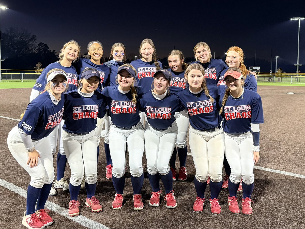 ✨ TOP FLIGHT FINAL FOUR ✨ 

76 teams battled it out in Kansas City, and the <a href="/STLChaos2010/">St. Louis Chaos 2010</a> National GILL made noise all the way to the top! 💥  #stlchaos <a href="/TopGunEvents/">Top Gun Events</a>