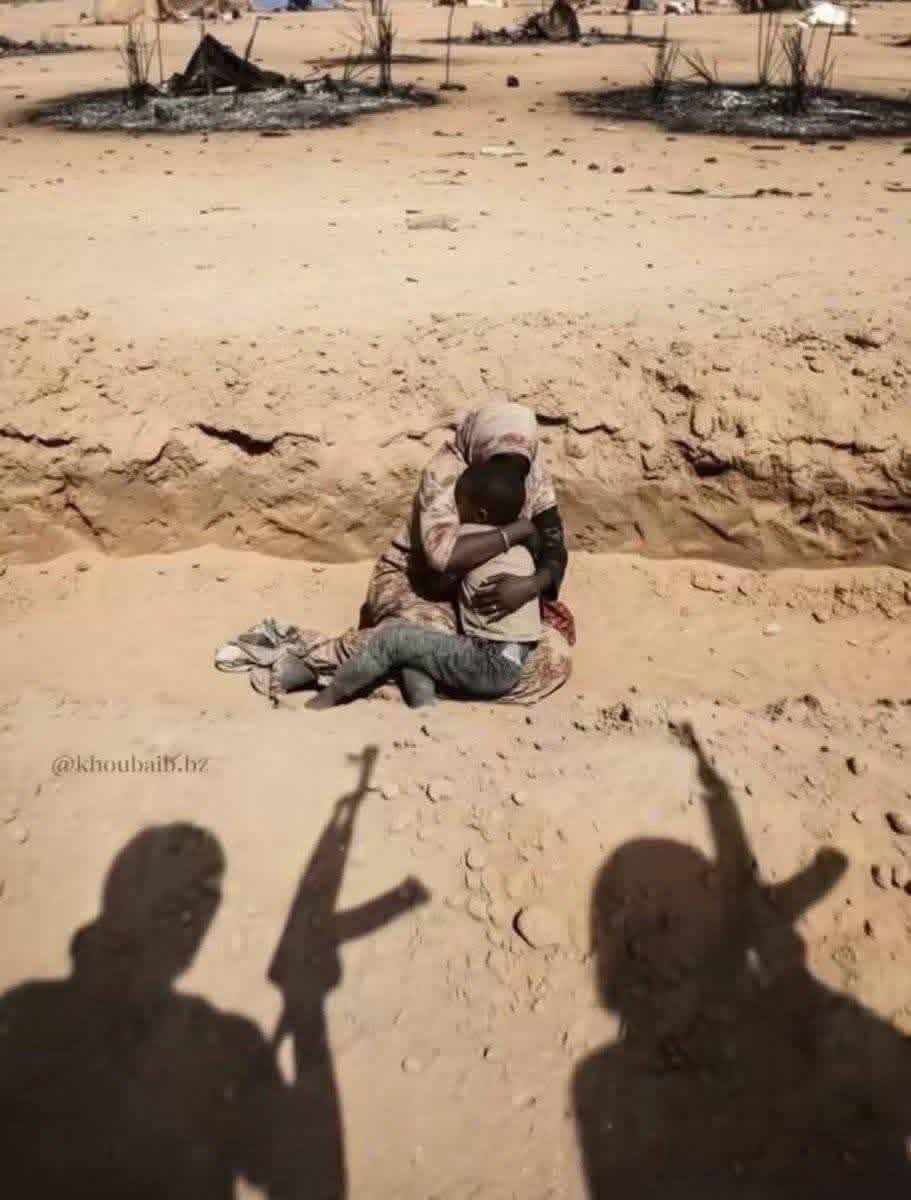 أَوَلَمْ يَكْفِ بِرَبِّكَ أَنَّهُ عَلَى كُلِّ شَيْءٍ شَهِيدٌ...

وَلا تَحْسَبَنَّ اللَّهَ غَافِلا عَمَّا يَعْمَلُ الظَّالِمُونَ إِنَّمَا يُؤَخِّرُهُمْ لِيَوْمٍ تَشْخَصُ فِيهِ الأَبْصَارُ 

ربنا نجّ المستضعفين من المؤمنين في السودان وغ زة والصين والهند

اللهم ربنا عليك بعدوك ممن