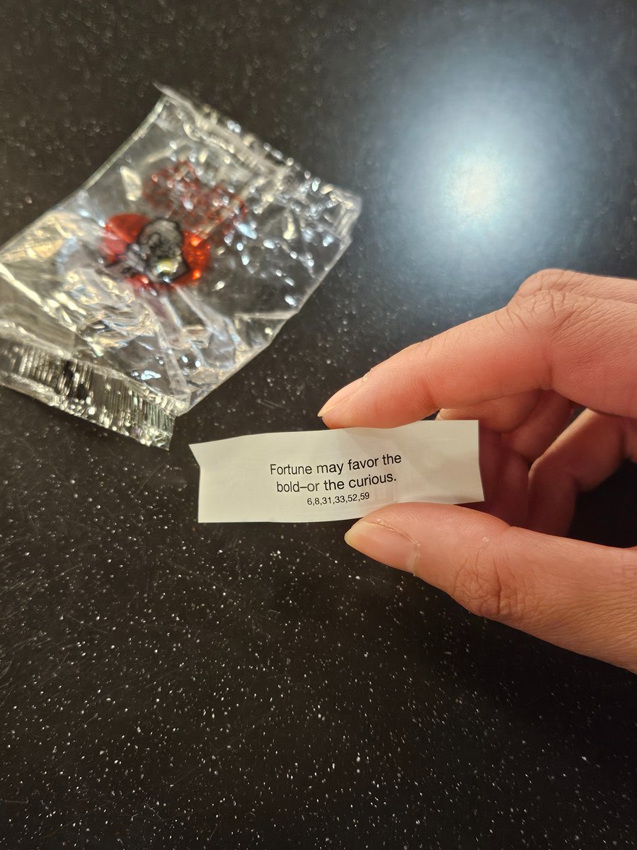 npkr_'s tweet image. why’s my cookie acting like it’s trying to get me to make risky life choices