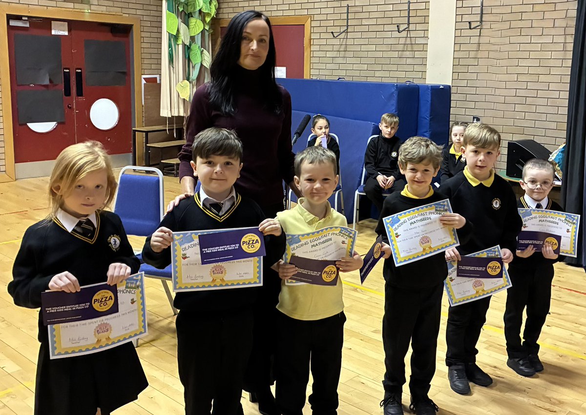 ctrps1's tweet image. This morning we celebrated the success of our Foundation and KS1 pupils. 🎉👏 

Children were rewarded for their fantastic use of online learning apps 💻 and for outstanding attendance and punctuality. 🌟 

#ChristTheRedeemer #CelebratingSuccess
