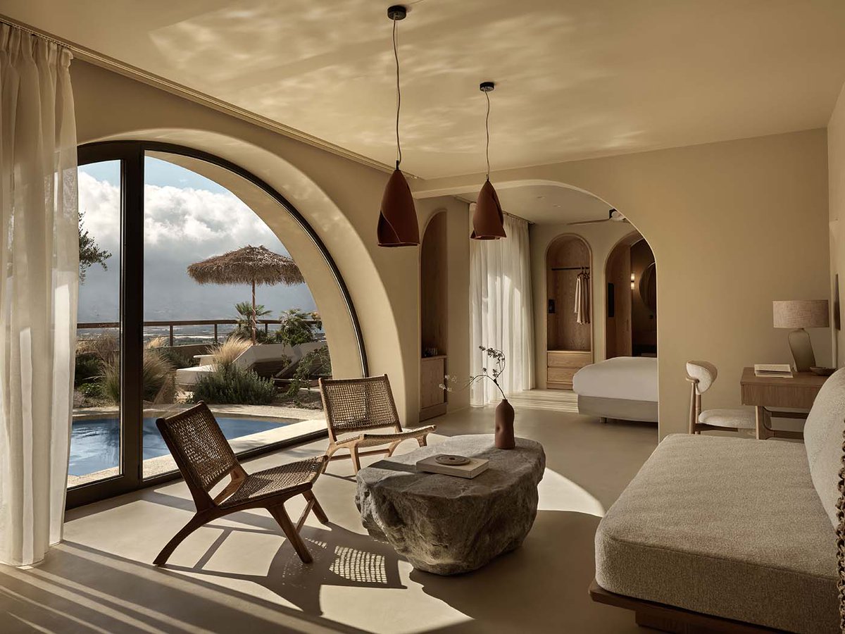Rooted in the raw beauty of Crete, Tella Thera channels an ancient respect for land and light into a vision of sustainable luxury... we-heart.com/2025/11/03/tel…