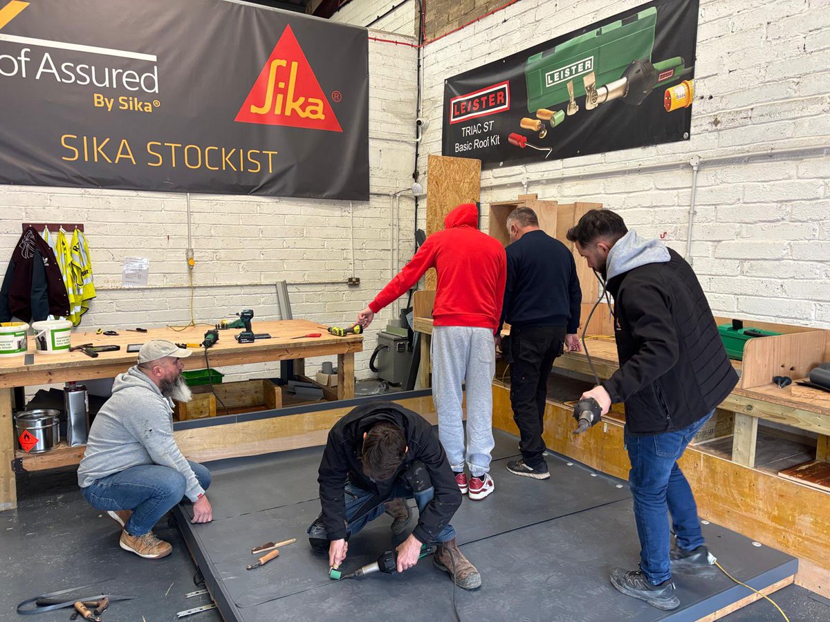 RavenRoofingSup's tweet photo. Another group successfully completed our Single Ply training course last month 👏  
Are you ready to level up YOUR roofing skills? 
Two sessions left this year - sign up today!
📧 Contact Jack for more info at jack.lewis@ravenroofingsupplies.co.uk
#roofingsupplies #singleply https://t.co/ZpUMlCIjKz