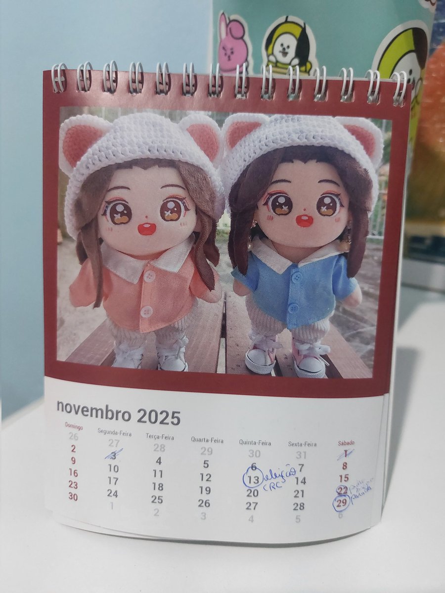 November has barely begun... but I'm already hearing Christmas carols.