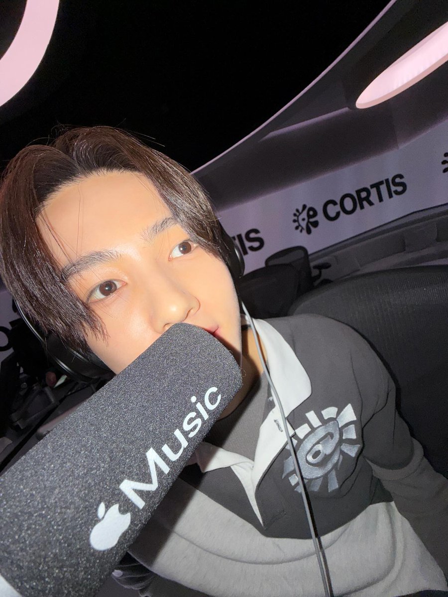 seonghyeon pics tweet media
