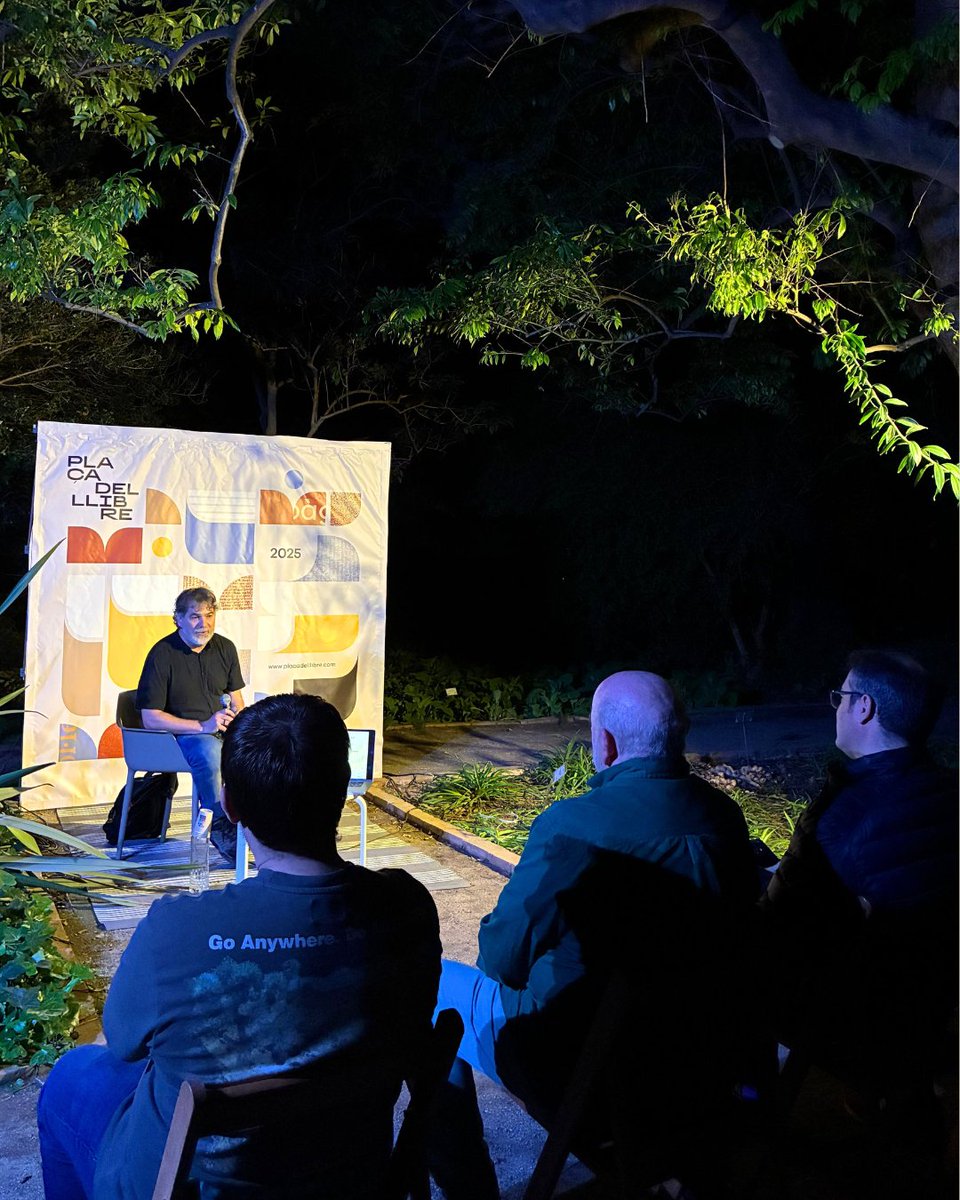 ScitoEdicions tweet media