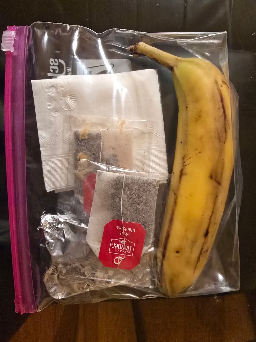 kyblueblood's tweet image. Day 3 of living on $6.20 per day.
My lunch is a glass of water, a banana with a table spoon of peanut butter and a cup of tea.
@SenMcConnell
@KYGOP
@GOP
@RepThomasMassie
#SNAPChallenge #EndHunger #SNAP #FoodSecurity #PublicHealth