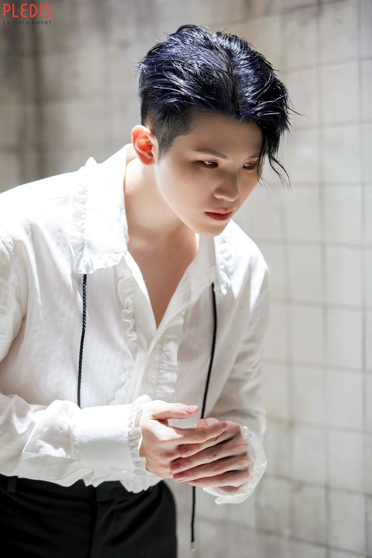 aludraexe's tweet photo. hell yeah woozi https://t.co/mCs6fjx1tC