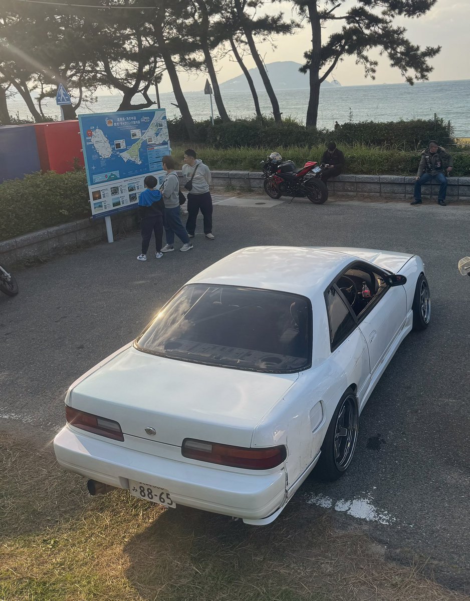 こっしー tweet media