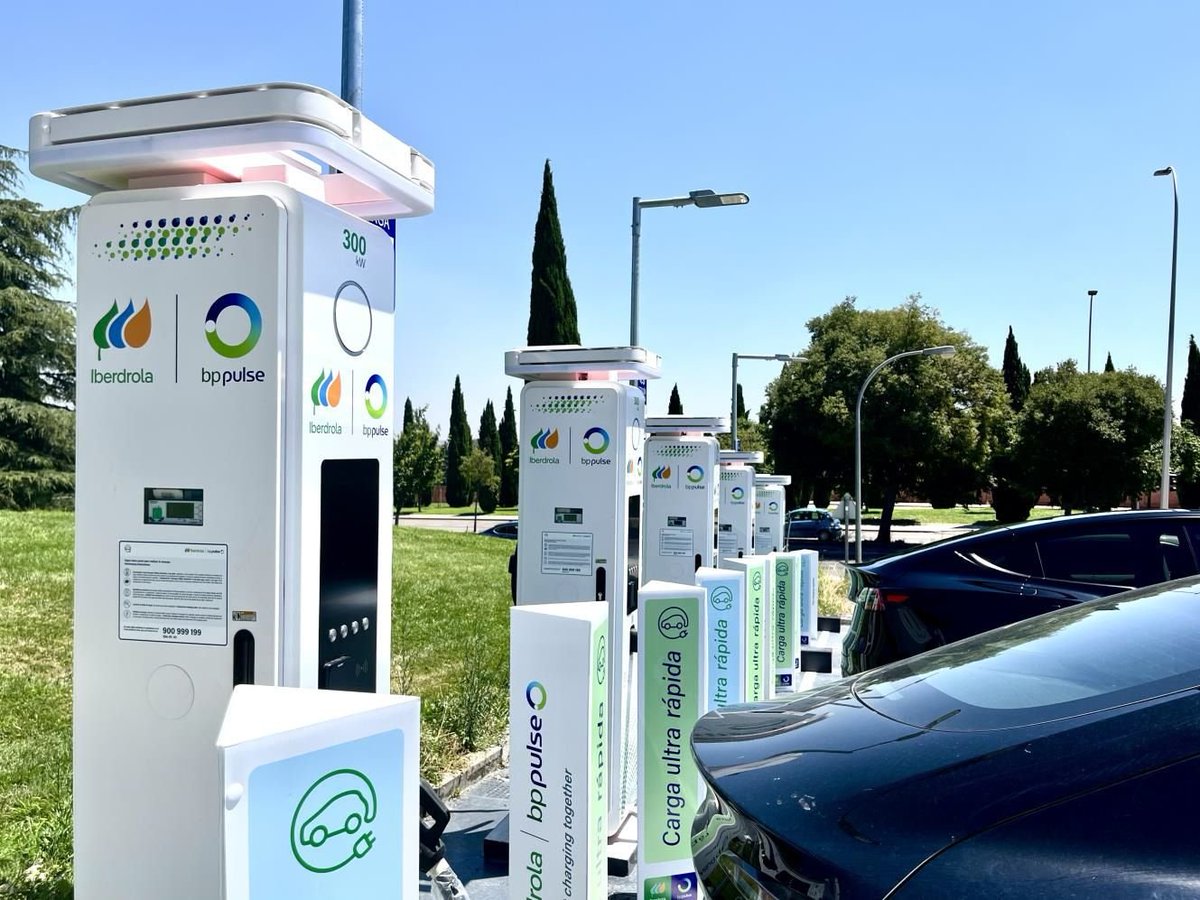 Felix Hamer • electricfelix tweet media