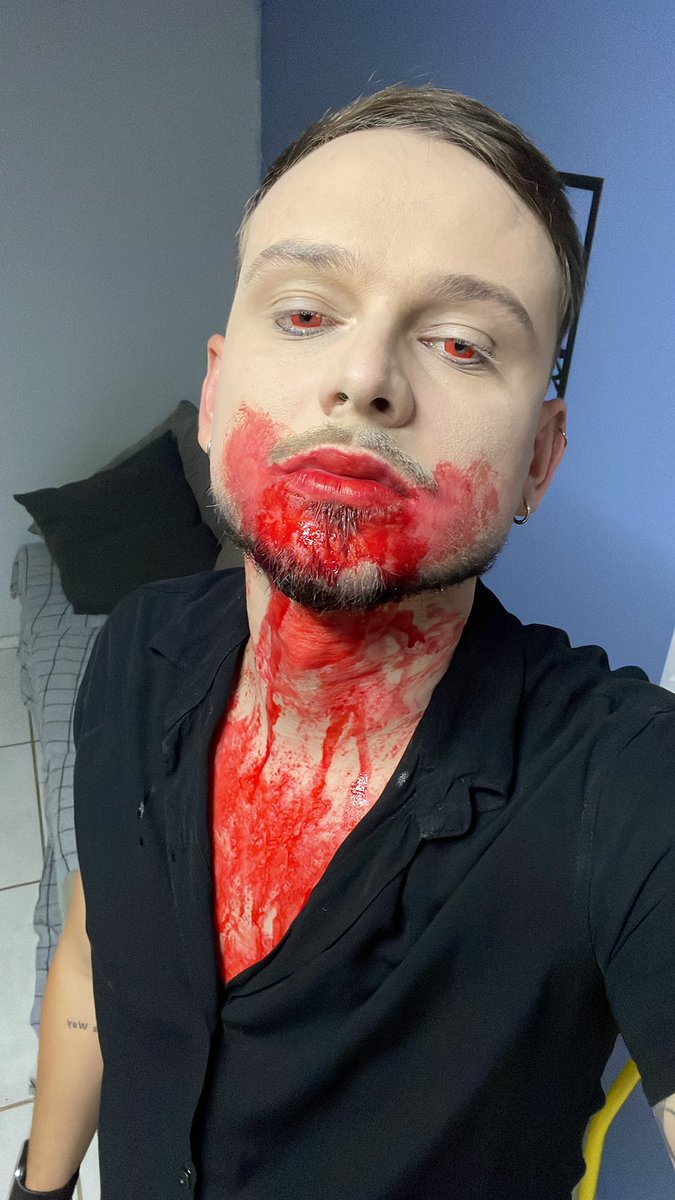 IvanFalco7's tweet photo. Registros da primeira fantasia de Halloween da vida

Gostaram? https://t.co/MsdseWLQZi
