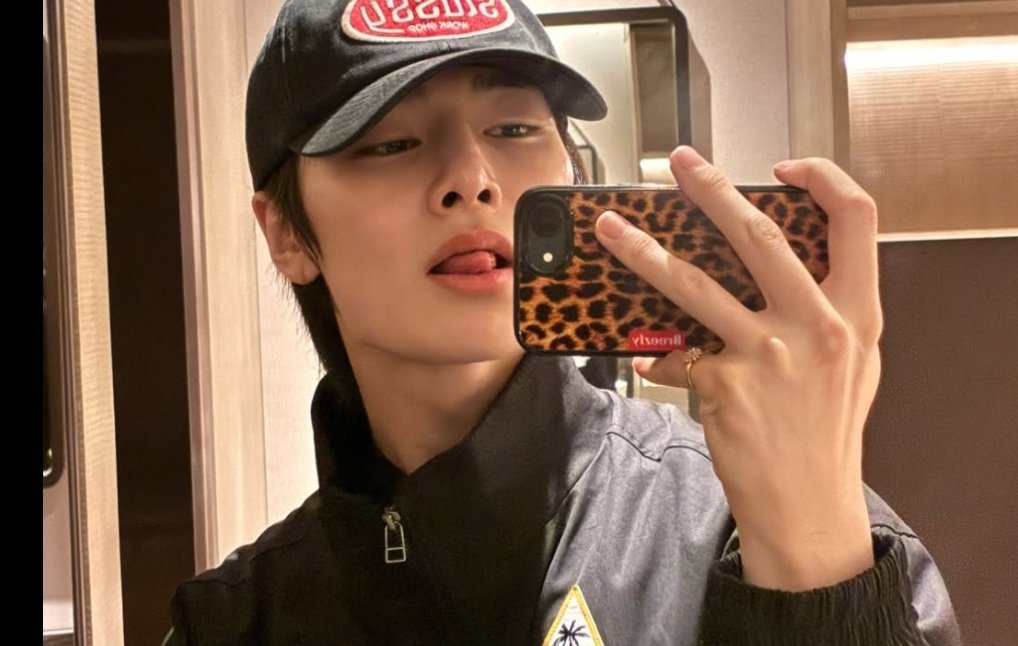 shadowtones's tweet image. bom dia tl ! vamos tomar café vamos