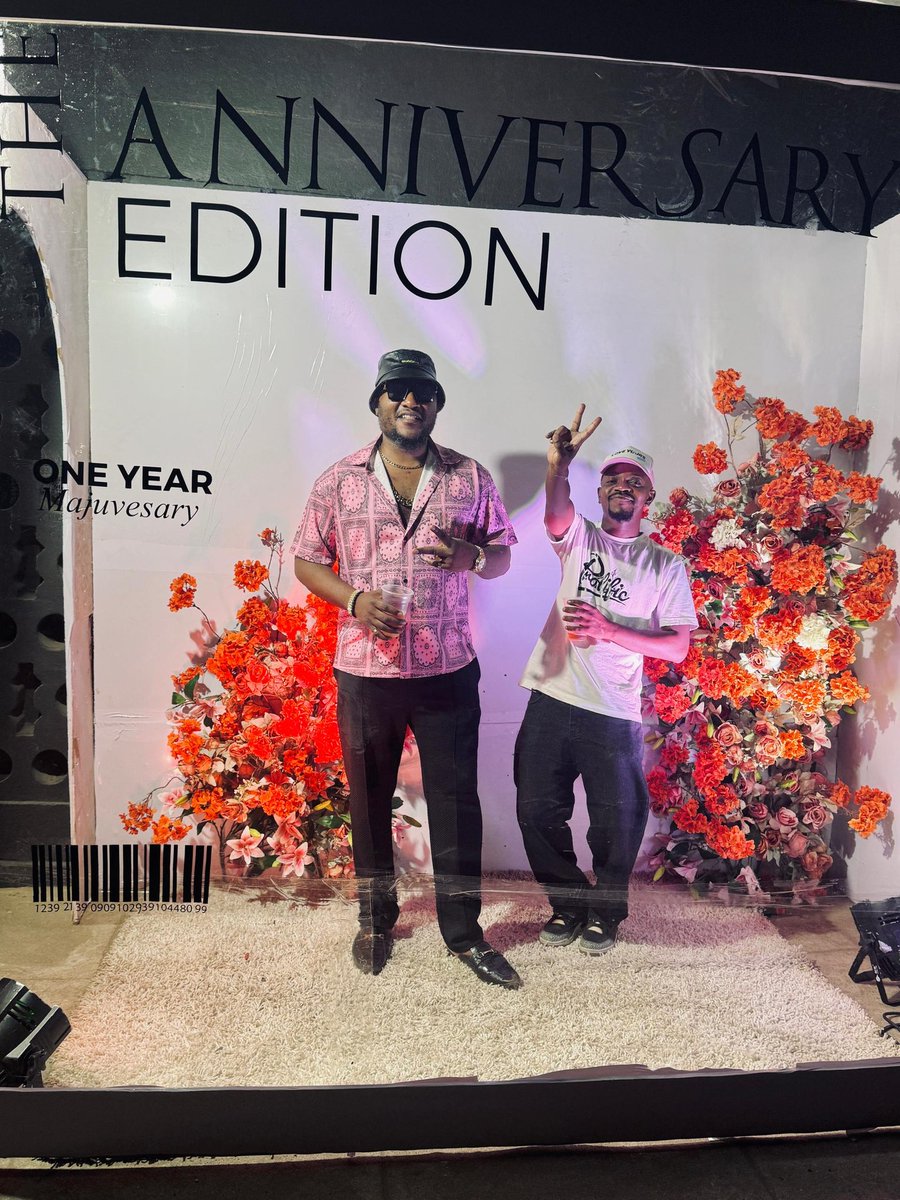 Classick265's tweet image. Stay happy.