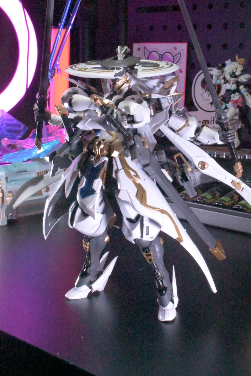 #11月になったのでフォロワーさんに自己紹介しようぜ

美プラ作ってますッ!!
気分転換としてたまにロボットも作ります

今はこの子たち作成中～