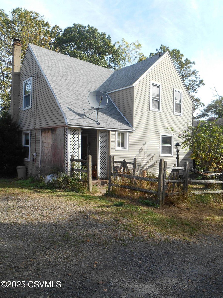 KeyPartnersReal's tweet image. 2759 HEIGHTS RD, Berwick, PA 18603 is now under contract.
See this listing and more on my website: keypartnersrealty.com/d8rduv21