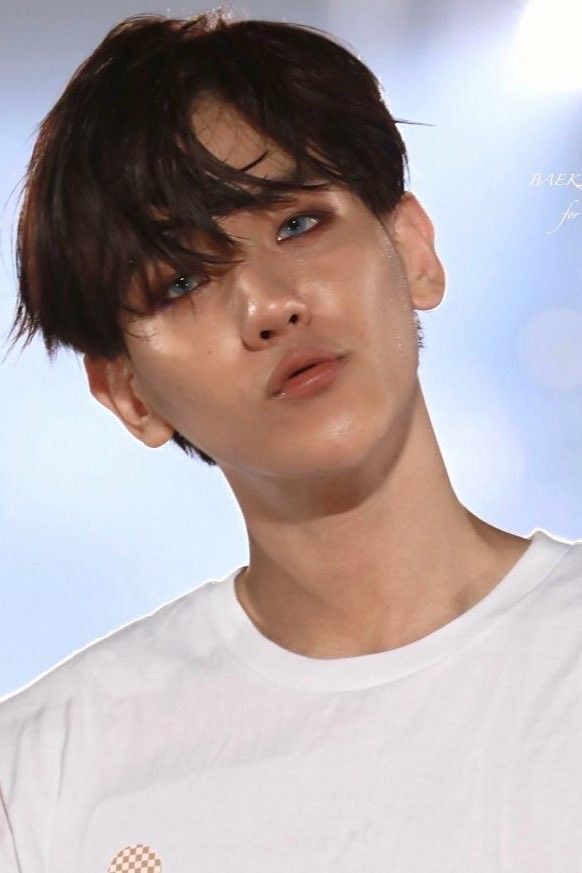 BBHLOOK__'s tweet photo. RT &amp; REPLY IF YOU WANT EYELINER BAEKHYUN COMEBACK

I vote for #2025MAMAVOTE #BAEKHYUN https://t.co/0kFX8Mitj8