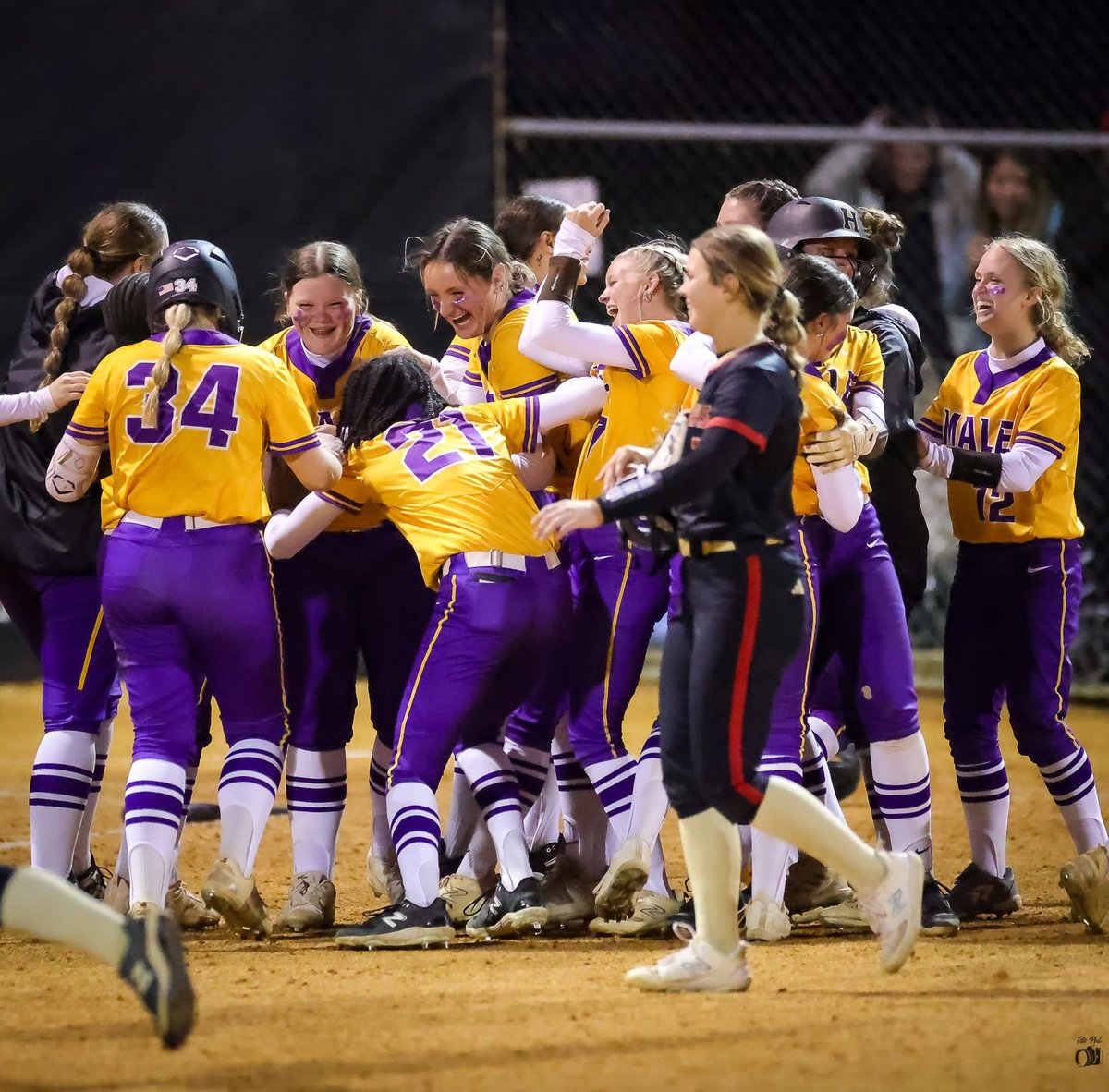 loudawgssb's tweet photo. Future Bulldogs—Your Time Is Now!

Join us at the Louisville Male High School 8th Grade Open House and see why we were voted #1 Public School for Athlete Experience in Kentucky by USA Today!

📅 Thursday, November 6th
🕕 6:00 PM
📍 Large Gym

Tour facilities and meet the coaches! https://t.co/7JyvvdgMnd