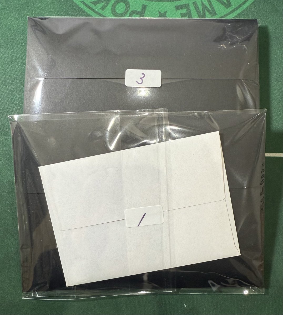 Beat_Beeeeat's tweet photo. 【拡散希望】

福袋を購入されると言われ梱包まで終わっていましたが支払い2日連続遅れからの最終的に連絡なし✋

せっかく一生懸命作成してもこのような無断キャンセルは非常に困ります⚠️
このような方は今後一切お取引きを中止しますので最低限のマナーを守れる方のみお取引きお願いいたします🙇‍♂️

なんかモヤモヤするんでこちらの福袋を80000円にお値段変更し、再度販売します😡

購入条件は
✅リポスト
✅私のフォロー

以上になります！
あたるってぃーにて明後日くらいに抽選します😡