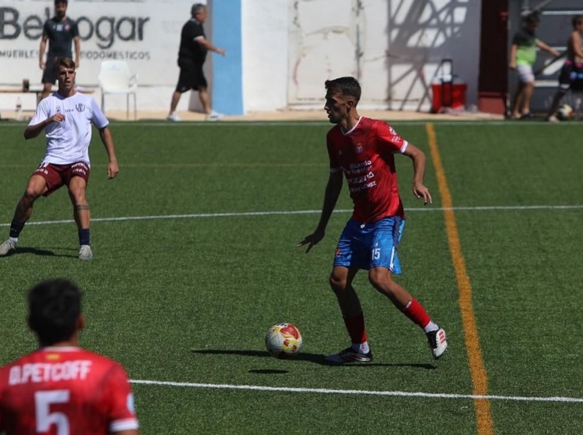 🤩⚽️ Apareció cuando tenía que aparecer.

<a href="/sebasholgado10/">Sebastian Holgado</a> firmó su primer gol de la temporada con la <a href="/DeportivaMinera/">Club Deportiva Minera</a> , y lo hizo en un escenario grande, ante el Real Jaén, con un remate de cabeza que valió el empate en un partido muy disputado. 💥

¡Vamos Sebas! 🙌🏻🚀