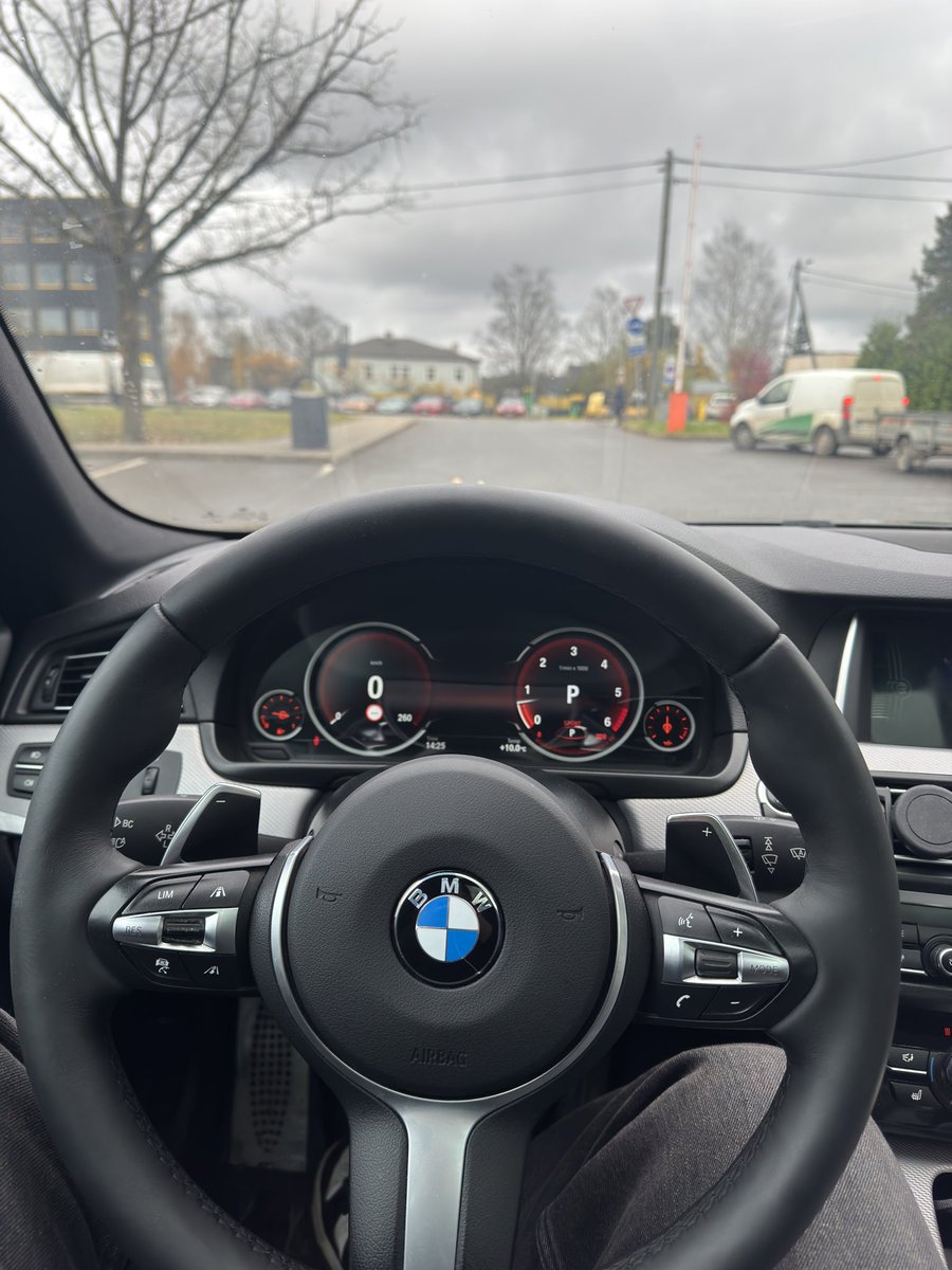 ja tuli koju - 2014 535D xDrive

ja nagu kord ja kohus tartus käies vaja ka sirkas peatus teha