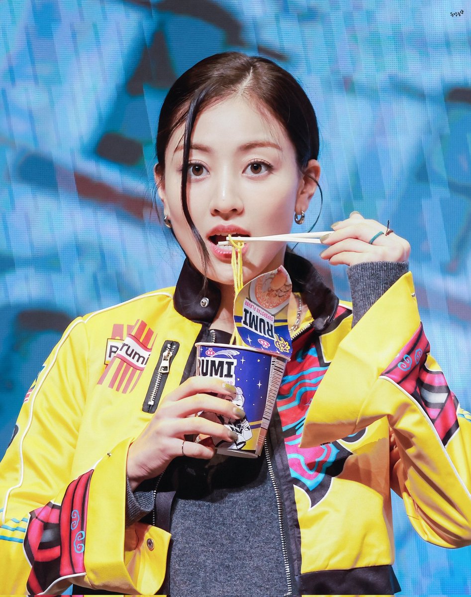 ☆JIHYO☆ (@teamphyo) on Twitter photo 