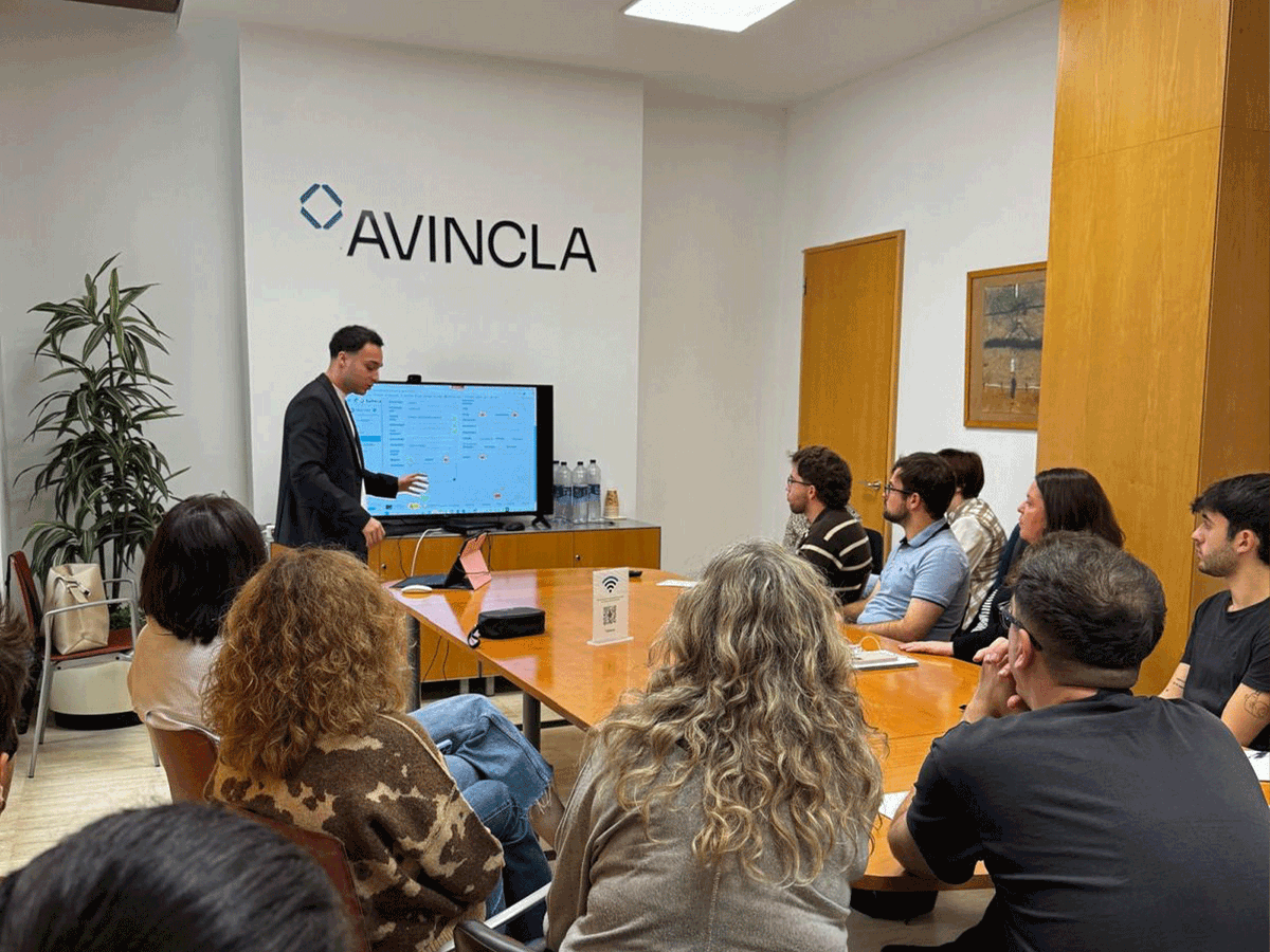 ADISSInforma's tweet image. 💬 Nos encanta acompañaros en este camino hacia la digitalización y la eficiencia.
Y gracias a Àngels Esteve y Víctor Gragera!
#FormaciónAdiss #Avincla #ErPloop #PortalDelCliente #TransformaciónDigital #DespachosProfesionales #SuiteLoop #Adiss #DigitalizaciónEmpresas
