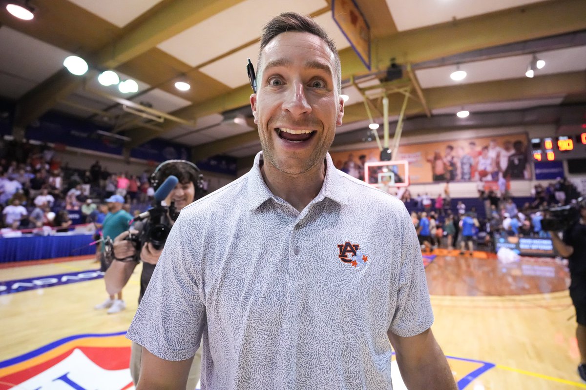 BoddaGettaBball's tweet image. Today is the day!