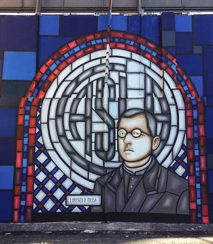 SanLorenzoEng's tweet image. The foot on the ball belongs to Father Lorenzo Massa, who let youngsters play football in the grounds of his church after a boy was nearly killed by road traffic.

The boys formed San Lorenzo. In a few decades, they went from a church garden to the biggest stadium in Argentina.