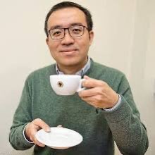 tomtracey12's tweet photo. Another cup of tea, Gary? https://t.co/5Vsef8Unza