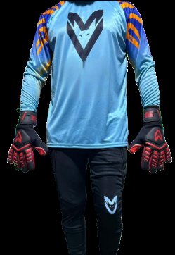 ProfeViveros's tweet photo. Mi nuevo modelo ZORRO VIEJO  de guantes y uniformes pronto en panama y Sur América. https://t.co/REKWUWDQLE