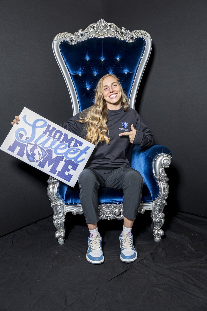 Lauren Bogle tweet media