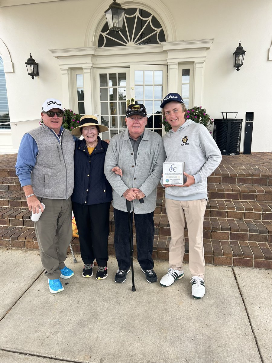 AJ3Golf's tweet photo. Great weekend with top 3 in the 13-15 flight .  Only 2 holes out 54 got me!  

Top 18/91 overall  @CGAgolf1909  Bill Harvey was a tough go but never quit! https://t.co/CbdWmYQFiU