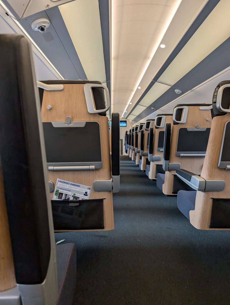 gamedin_77's tweet image. Kawoosh ut i friheten! Måndags passet avklarad! ✅😉

#workisdone✅