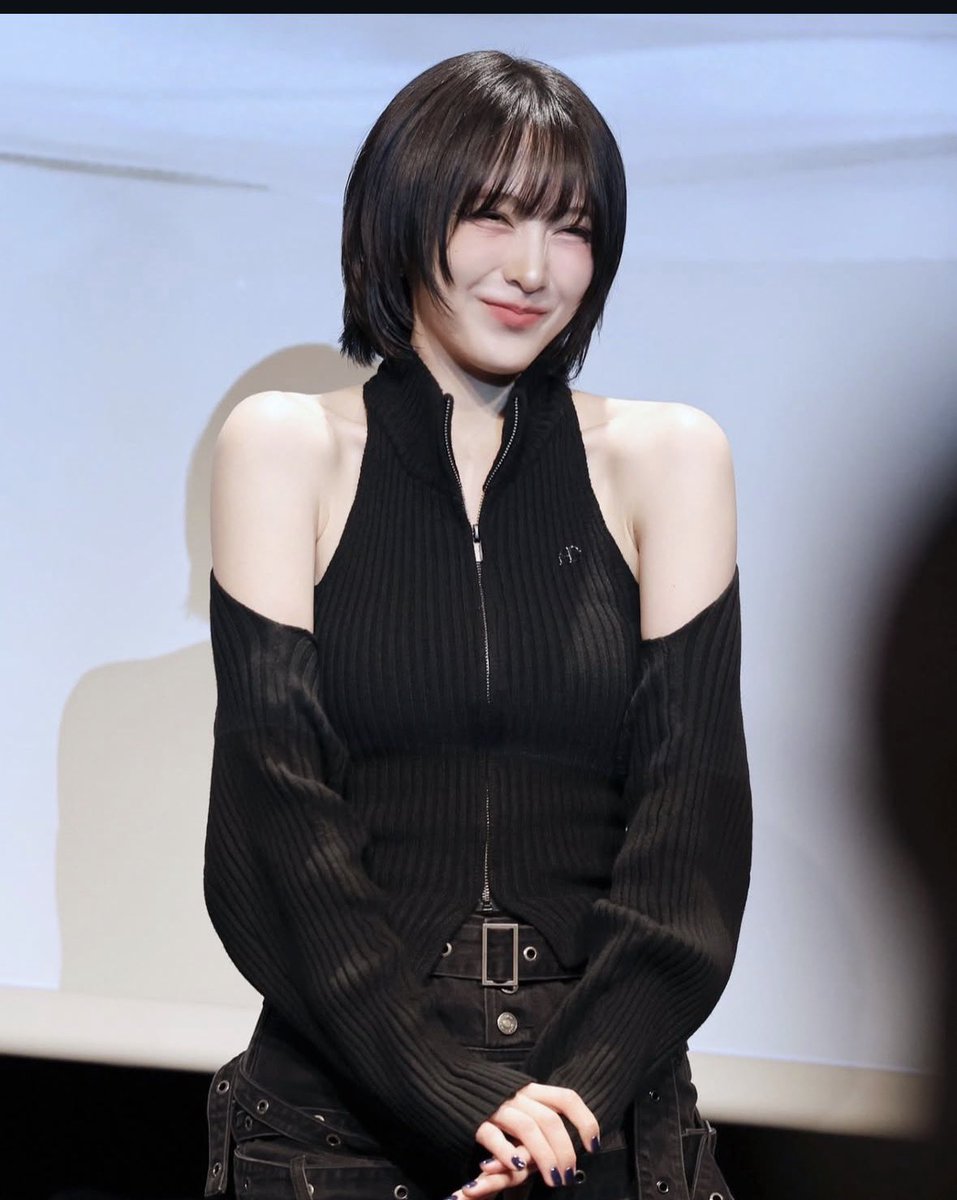 firetiger0123's tweet photo. ジヨンちゃん天使ですか
可愛いさ通り越してもう最強すぎる
笑顔がもう可愛いすぎて...ほんまに素敵
素敵の一言だけでは言い表せられへん
＃강지영
＃jiyoung
＃KARA
＃知英 https://t.co/o1kdYaxm7c