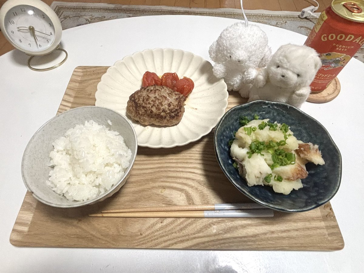 ny3ebc's tweet photo. どっちも長谷川あかりさんレシピ！
料理ヘタだから外食の方が美味しいと思ってたけど、その概念崩れ去った…………
何度でも作りたい！^ ^ https://t.co/I2tt6QGEYt
