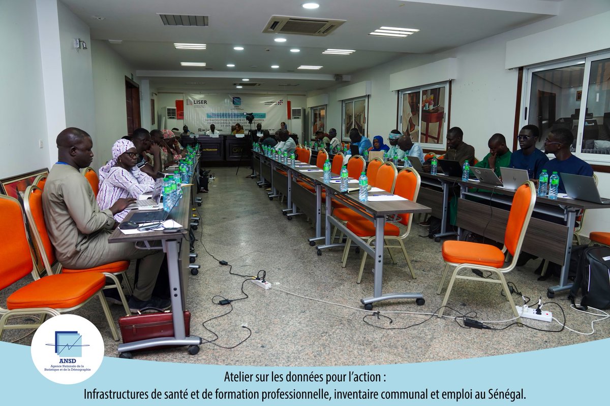 statsenegal's tweet image. Atelier de restitution ce 31/10/2025 sur l’inventaire communal &amp;amp; la cartographie des centres de formation et structures de santé.
Présidé par Dr Abdou DIOUF, avec l’Ambassadrice du Luxembourg &amp;amp; le LISER.
Des données clés pour une meilleure planification au Sénégal.
#ANSD #MEPC