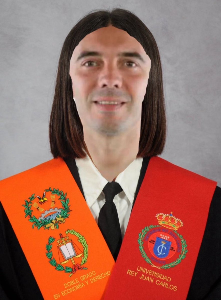 Esta va para el profesor de matemáticas que dijo que no iba a llegar a nada🤫🤫🤫