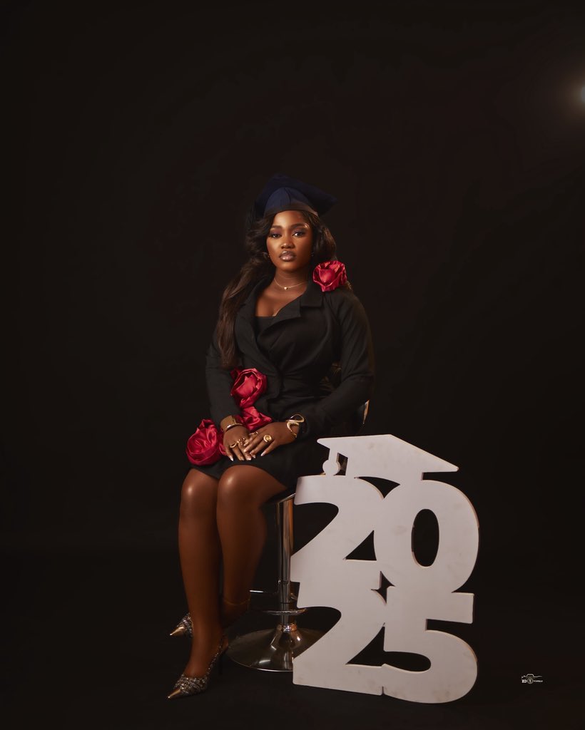 Ed_visualss's tweet image. Convocation season is here! §
Every achievement deserves to be celebrated in style, and your graduation is no exception. Let&apos;s turn your proudest day into timeless memories with a unique and vibrant graduation photoshoot. Secure your session now and step confidently into your…